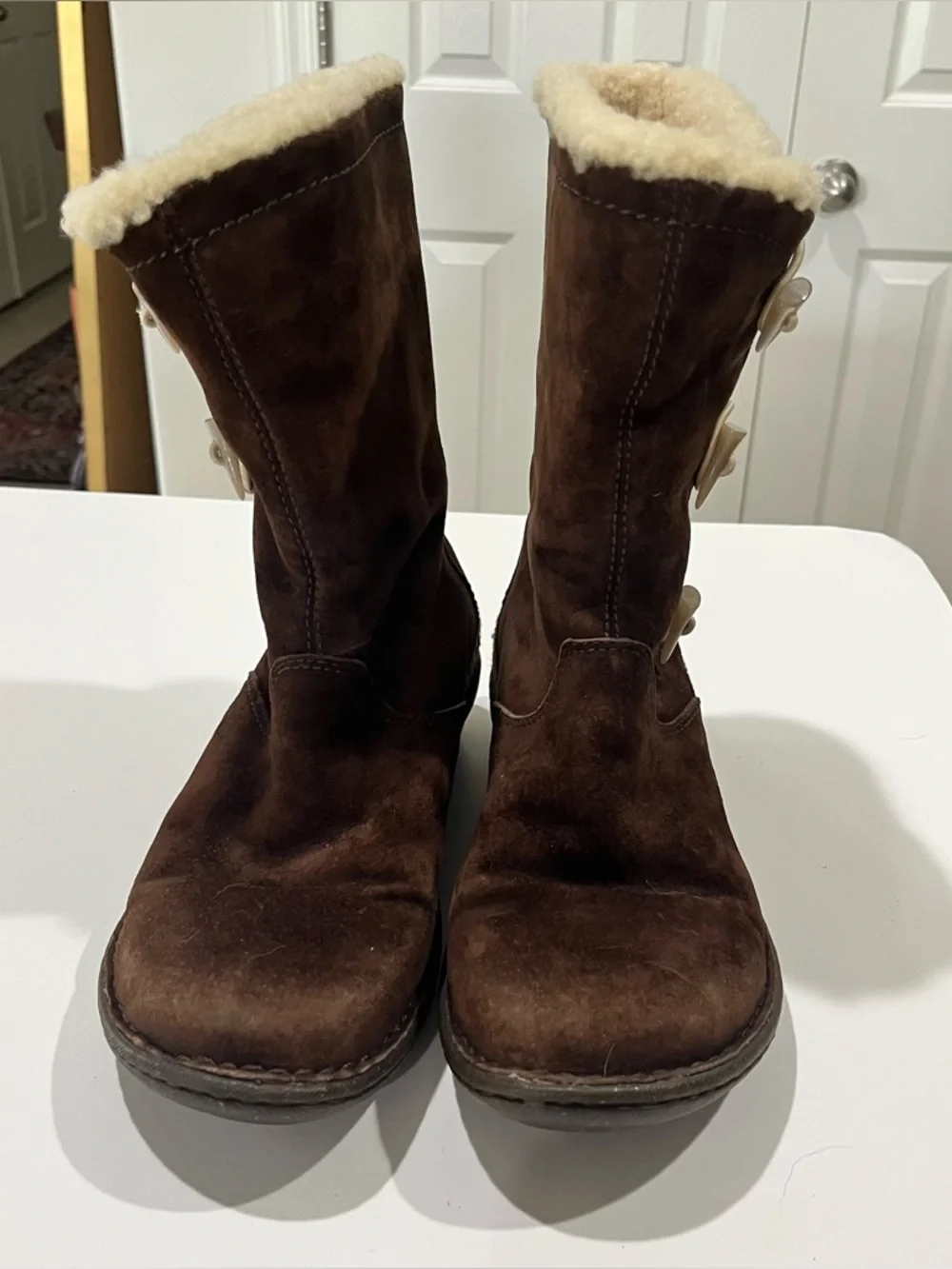 UGG Australia Women’s Kona Toggle Suede Winter Boots Brown Size 8